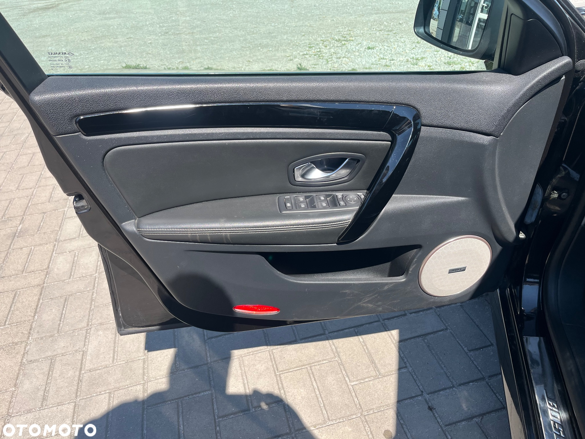Renault Laguna 2.0 dCi Black Edition - 9