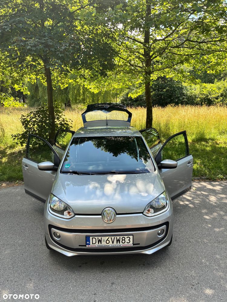 Volkswagen up! BlueMotion Technology club - 1