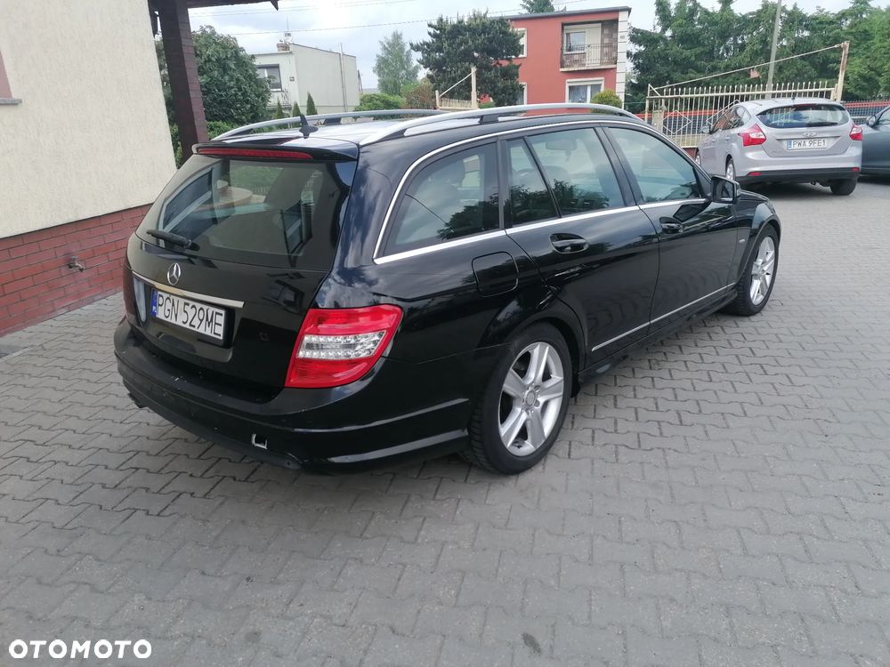Mercedes-Benz Klasa C 220 CDI DPF (BlueEFFICIENCY) Avantgarde - 7