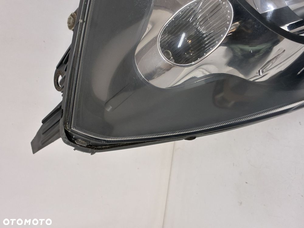FORD FIESTA MK6 LIFT LAMPA PRZÓD PRZEDNIA PRAWA  EUROPA 6S61-13W029-AD - 4