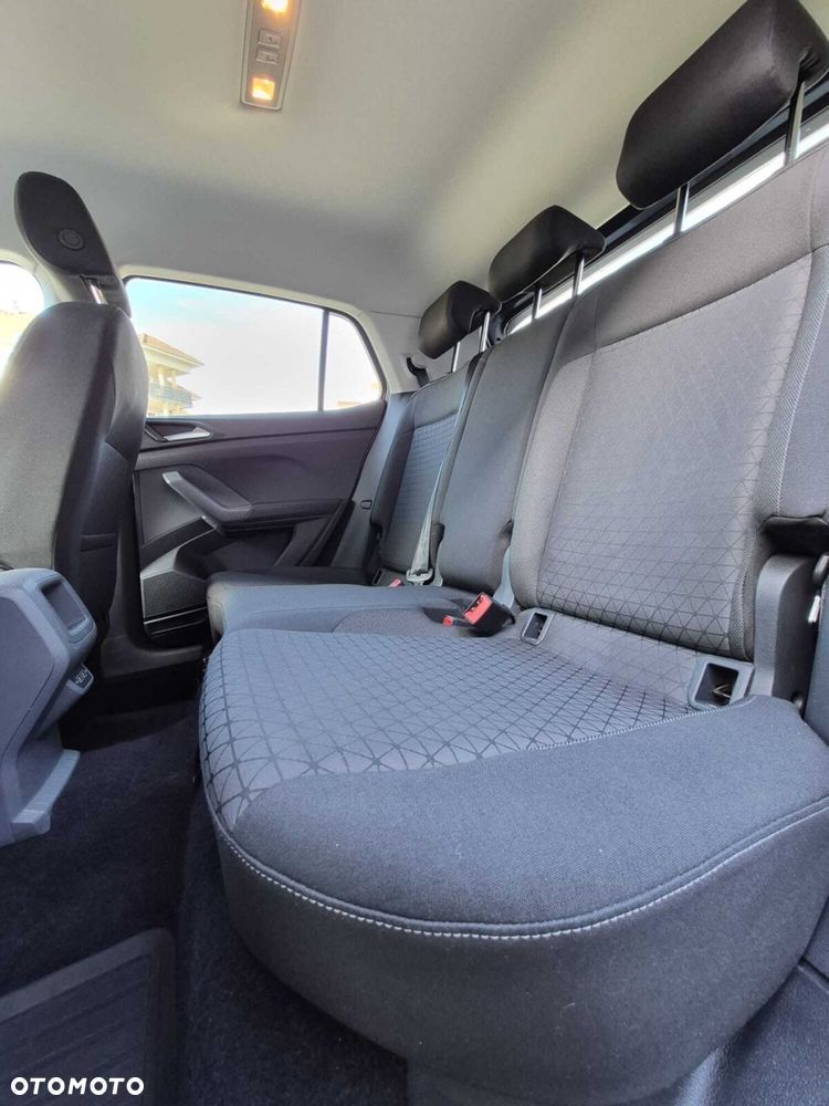 Volkswagen T-Cross - 23