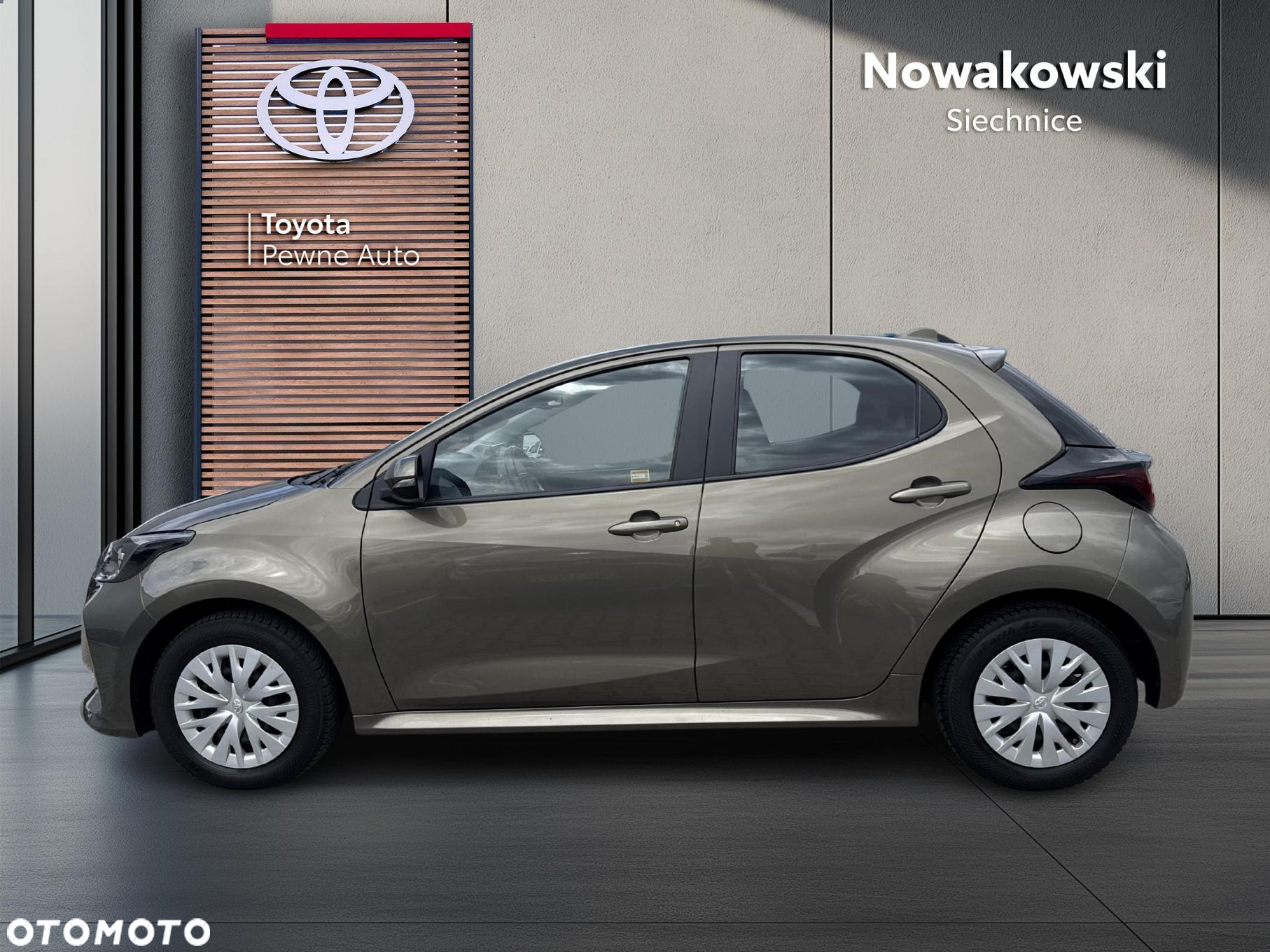 Toyota Yaris - 2