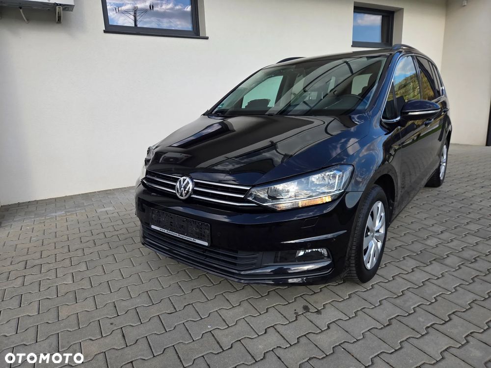 Volkswagen Touran - 2