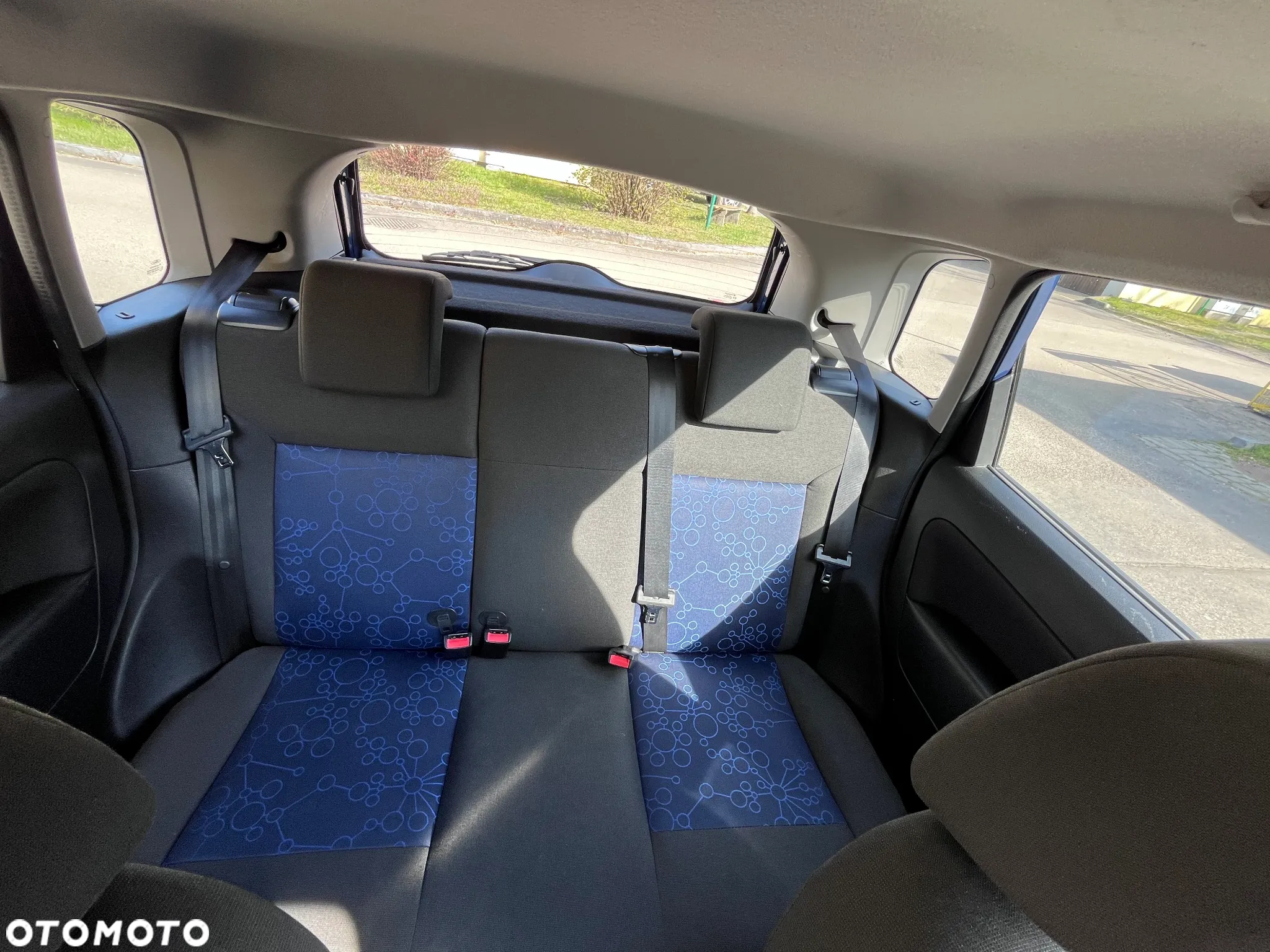 Ford Fiesta 1.3 Ambiente - 12