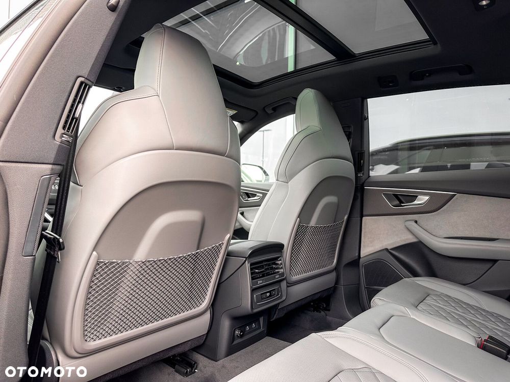 Audi Q8 - 38
