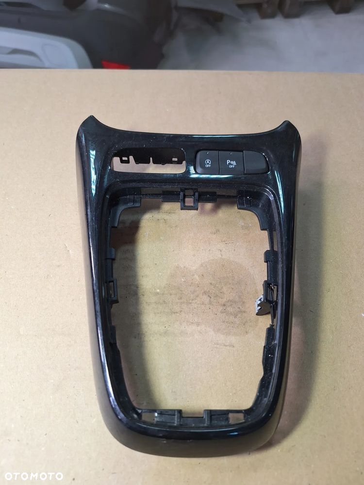 ramka panel lewarka z przełącznikami  OPEL GRANDLAND X 2021r - 3