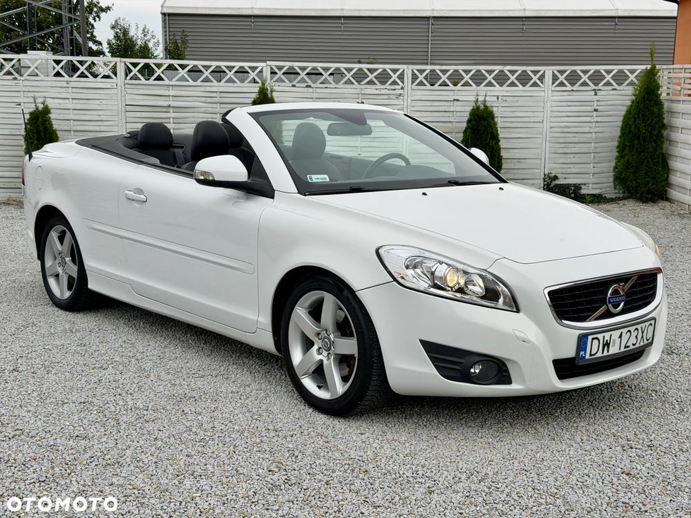 Volvo C70 2.0D Momentum - 4
