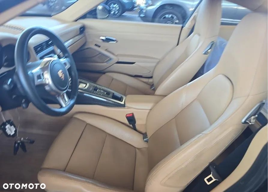 Porsche 911 Carrera S PDK - 7