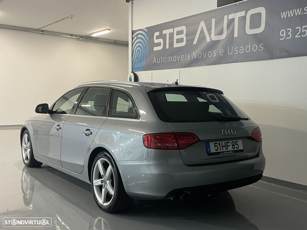 Audi A4 Avant 2.0 TDI exclusive - 52