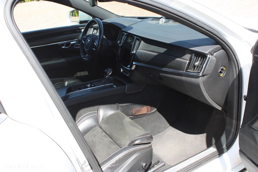 Volvo S90 D4 R-Design - 11