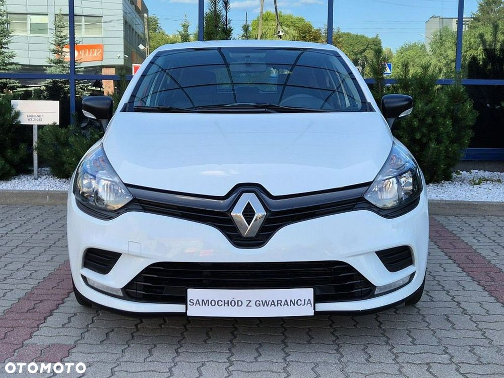 Renault Clio - 19
