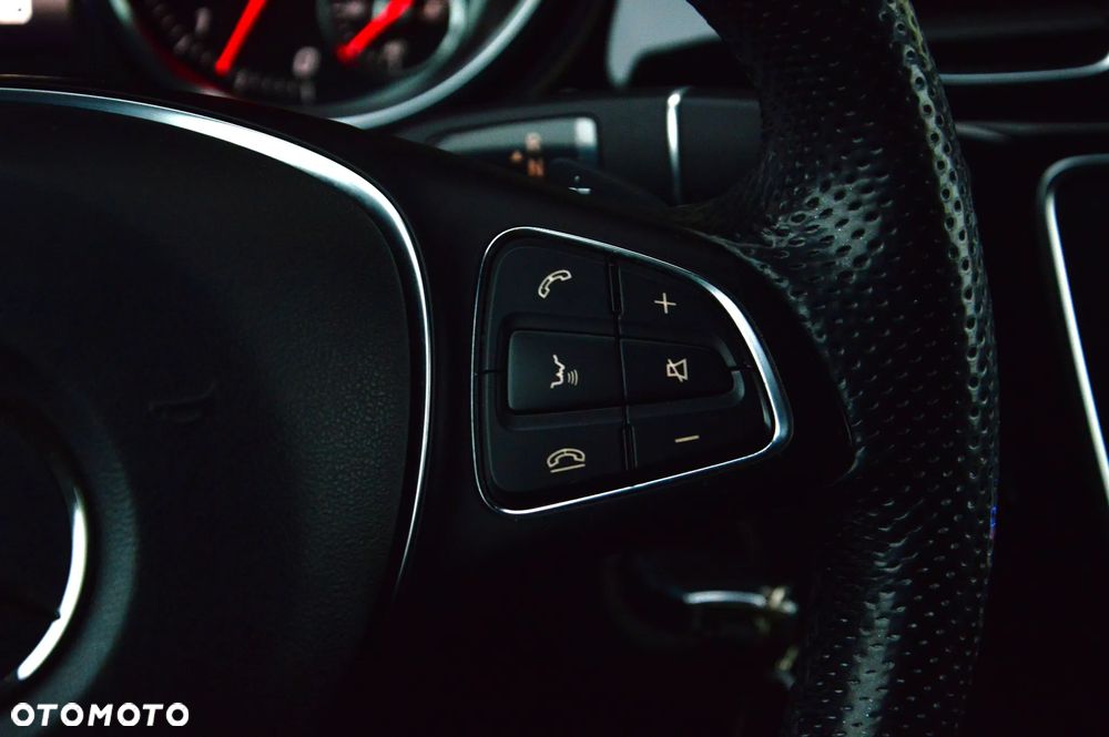 Mercedes-Benz GLE - 26