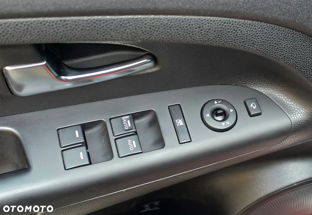 Kia Venga 1.6 Business Line - 33