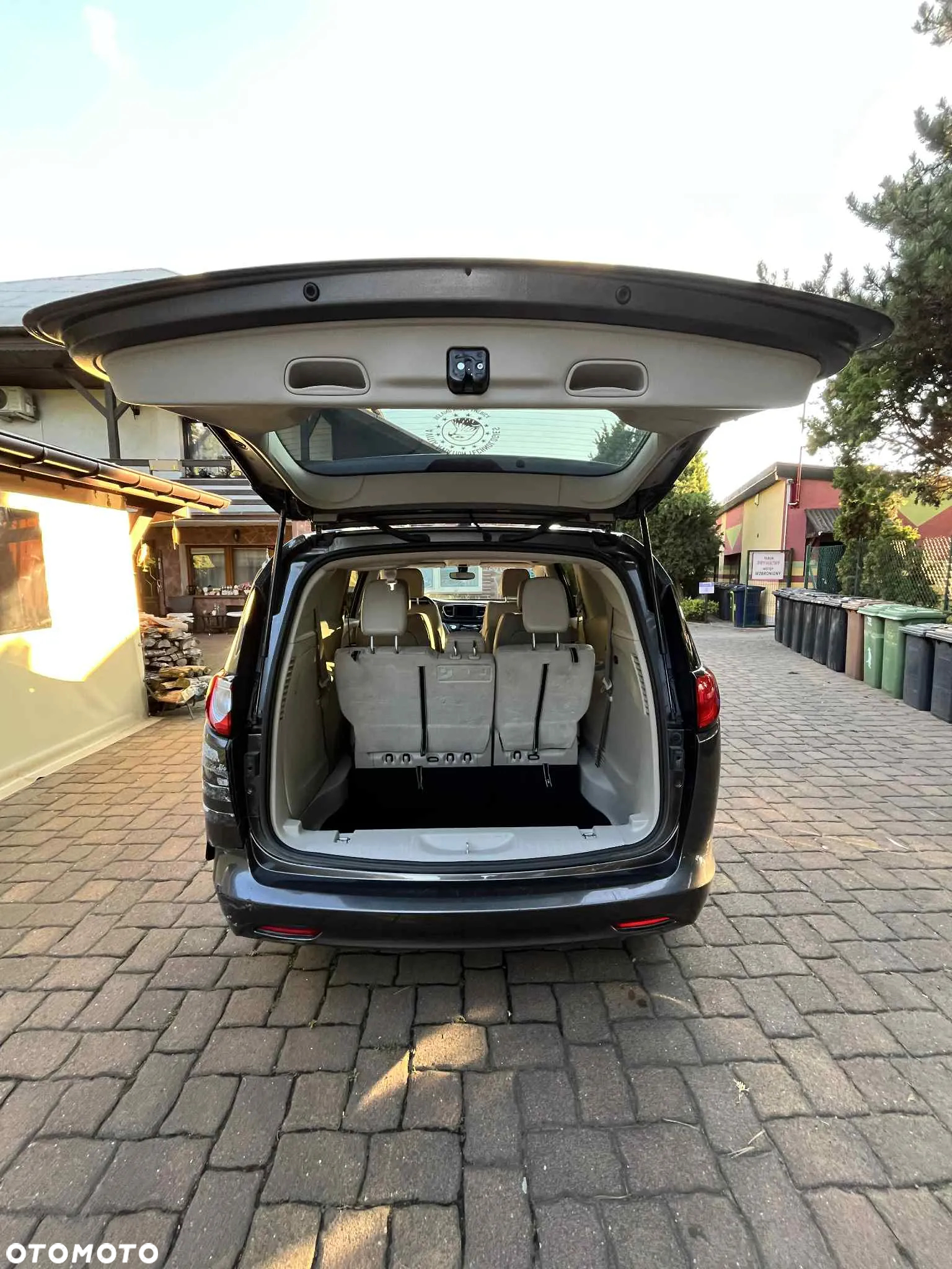 Chrysler Voyager - 10