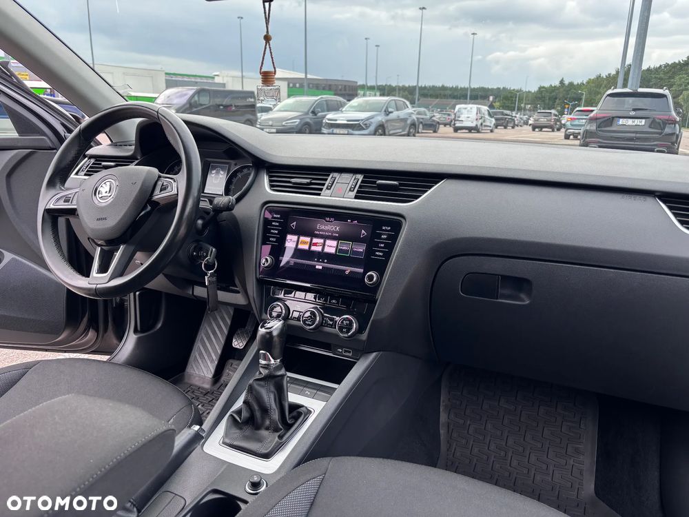 Skoda Octavia 1.6 TDI Ambition - 12