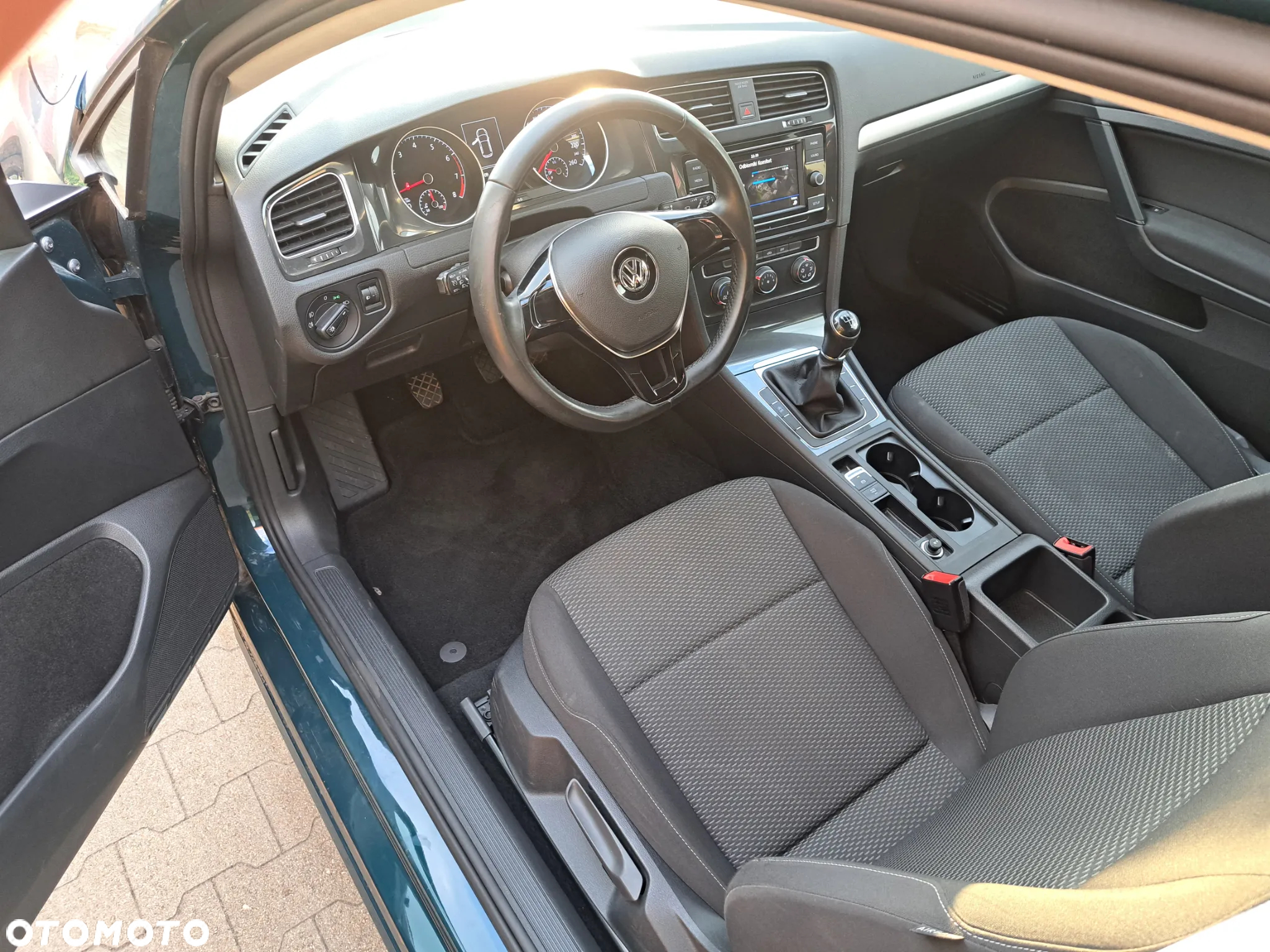 Volkswagen Golf 1.0 TSI (BlueMotion Technology) Trendline - 16