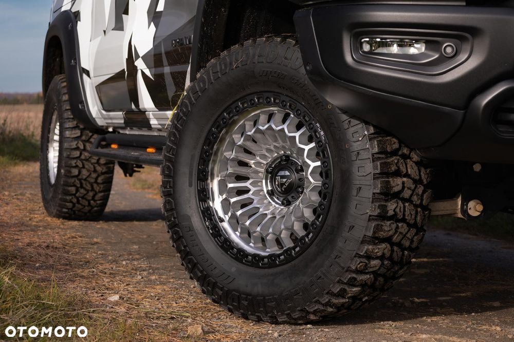 RAM 1500 Crew Cab Shortbed Rebel - 26