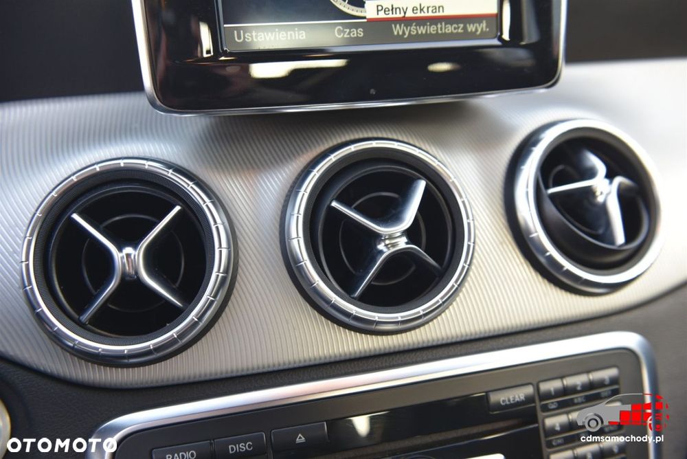 Mercedes-Benz CLA - 26