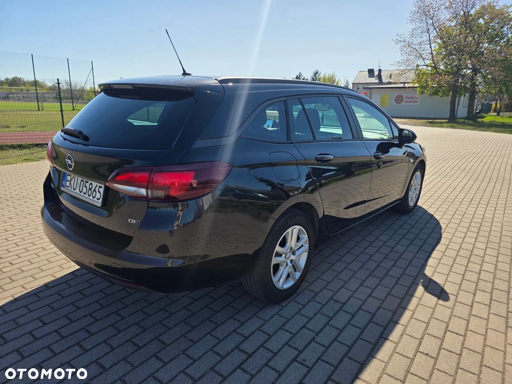 Opel Astra 1.6 CDTI Enjoy S&S - 9