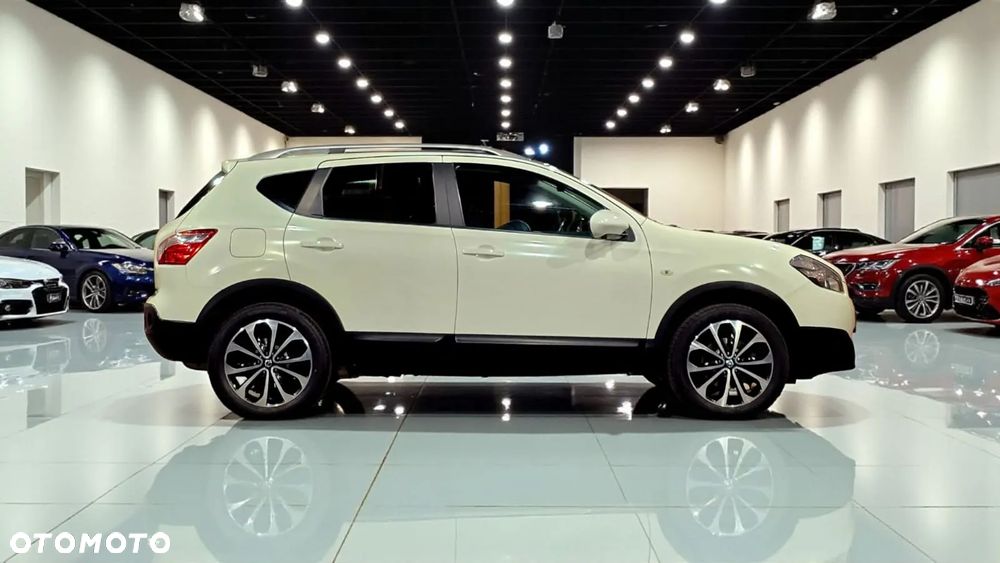 Nissan Qashqai 1.6 dCi 360 S&S - 16