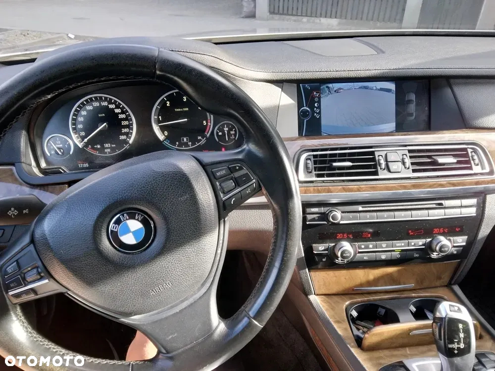 BMW Seria 7 730d - 10