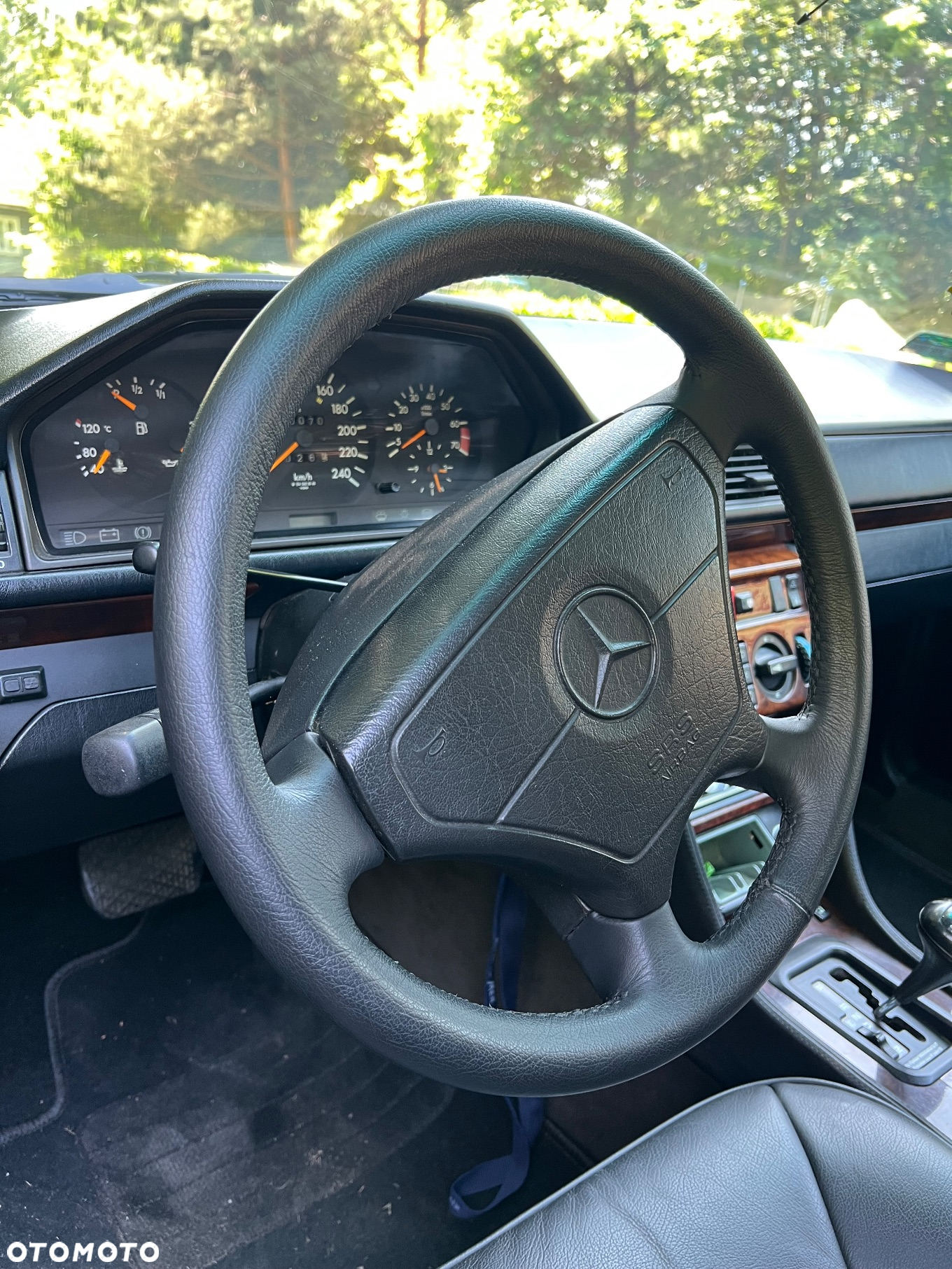 Mercedes-Benz Klasa E - 14
