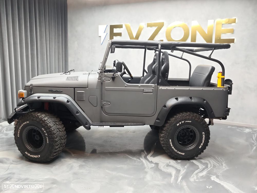 Toyota Land Cruiser - 6