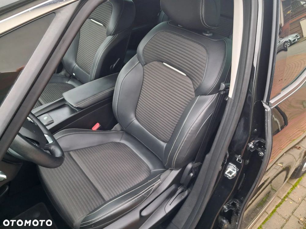 Renault Scenic BLUE dCi 120 BUSINESS EDITION - 14