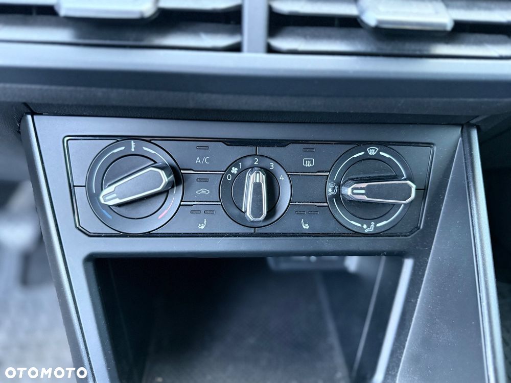 Volkswagen Polo 1.0 Comfortline - 22