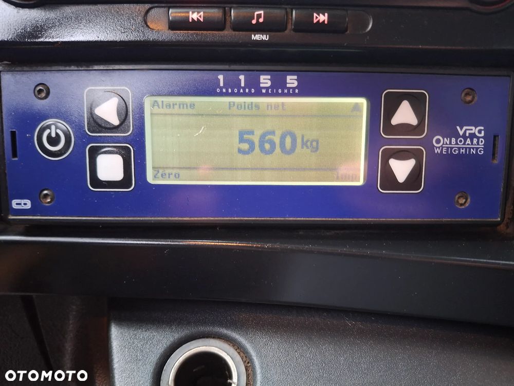 Renault D12 Truck Śmieciarka FARID Forez Bennes EURO 6 2016 rok 2 Osie Opony Bardzo Dobry Stan Zawieszenie Na Poduszkach - 37