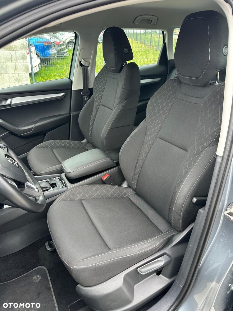 Skoda Karoq 1.5 TSI DSG Style - 8