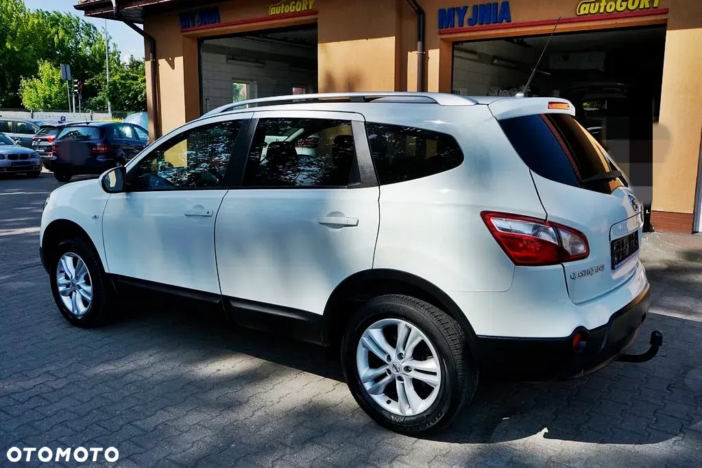 Nissan Qashqai+2 - 4