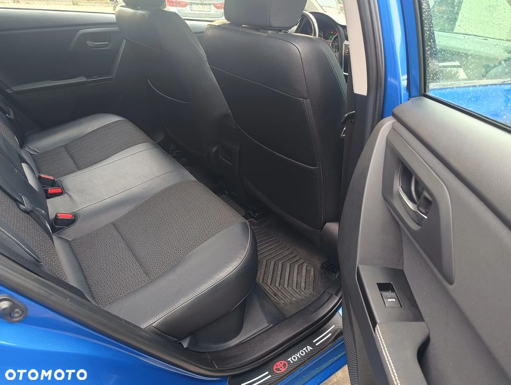 Toyota Auris 1.8 HSD Prestige NAVI - 13