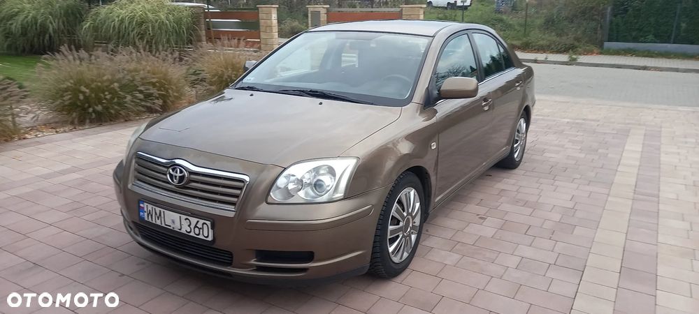 Toyota Avensis 1.8 VVT-i Luna - 2