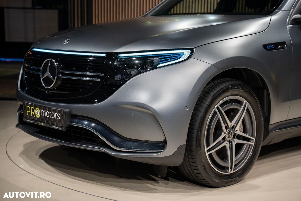 Mercedes-Benz EQC - 9