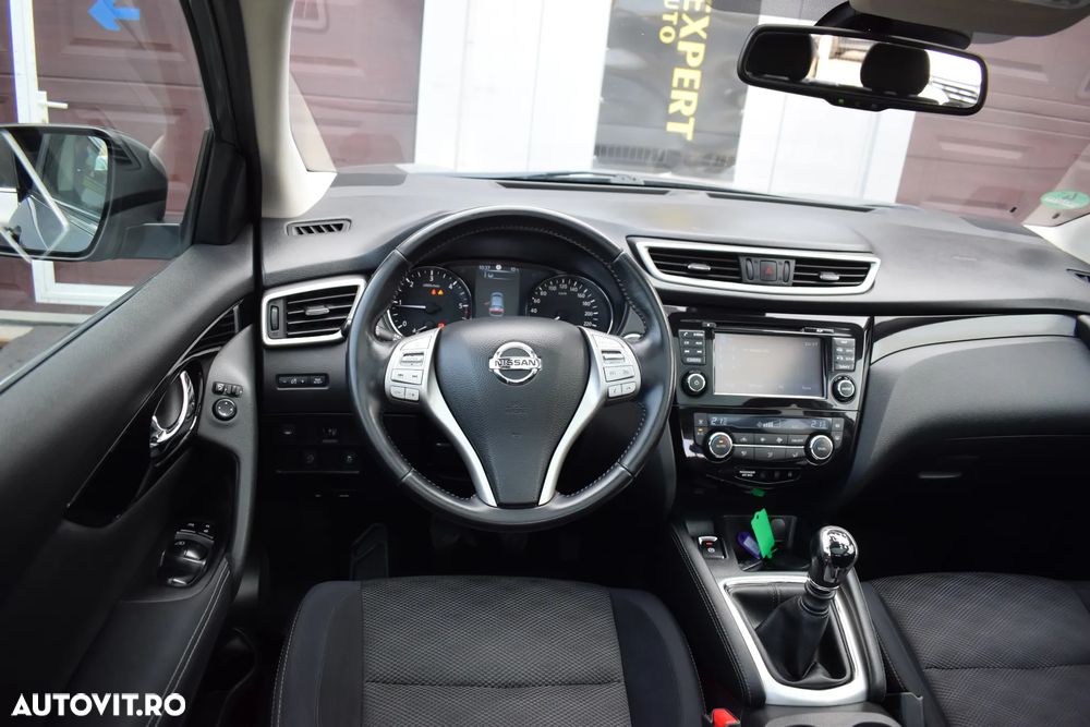 Nissan Qashqai 1.5 DCI N-Connecta - 15