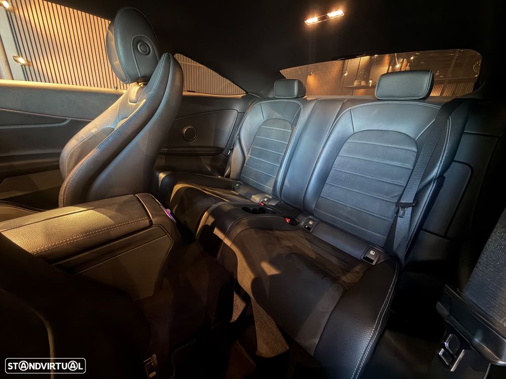 Mercedes-Benz C 250 d 4Matic 9G-TRONIC AMG Line - 27
