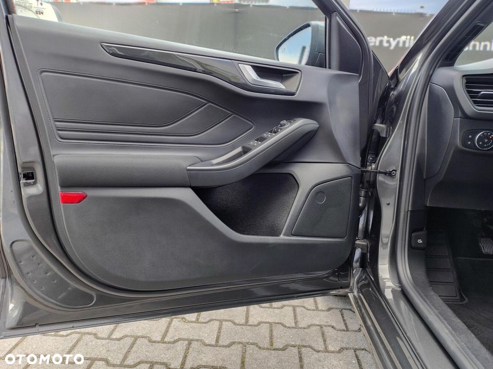 Ford Focus - 11