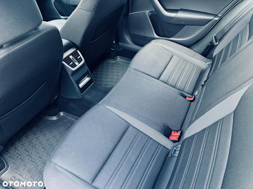 Skoda Octavia 2.0 TDI Ambition DSG - 14
