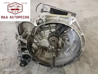 Caixa de Velocidades Manual Ford Fiesta Mk 7 VII 1.4 TDCI Ref 8A6R 7002 DB - 1