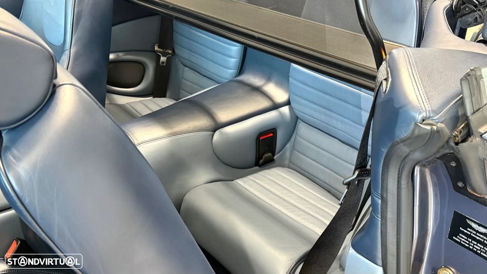 Aston Martin DB7 Vantage Volante - 25