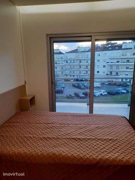 Arrenda-se T0 em Leiria - Grande imagem: 2/12