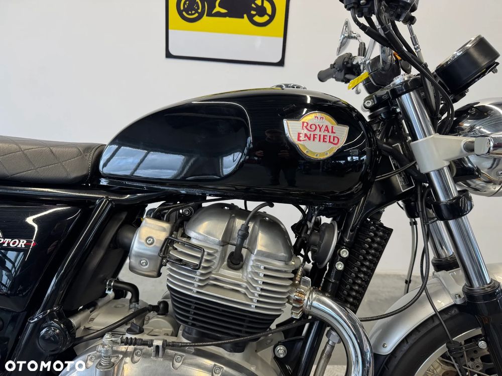 Royal Enfield Interceptor - 12
