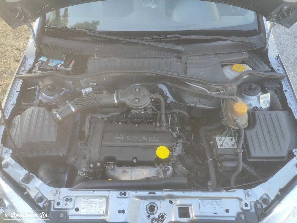 Opel Corsa 1.2 16V N-Joy - 14