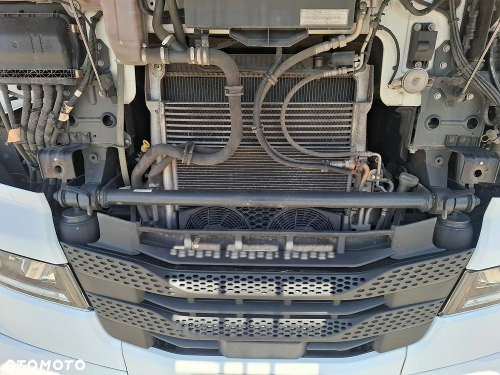 Iveco S-WAY - 6