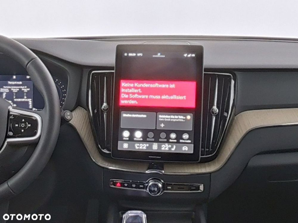 Volvo XC 60 B5 B AWD Plus Dark - 15