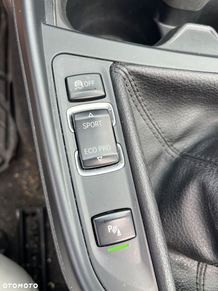 BMW Seria 1 118d DPF Edition Sport - 11