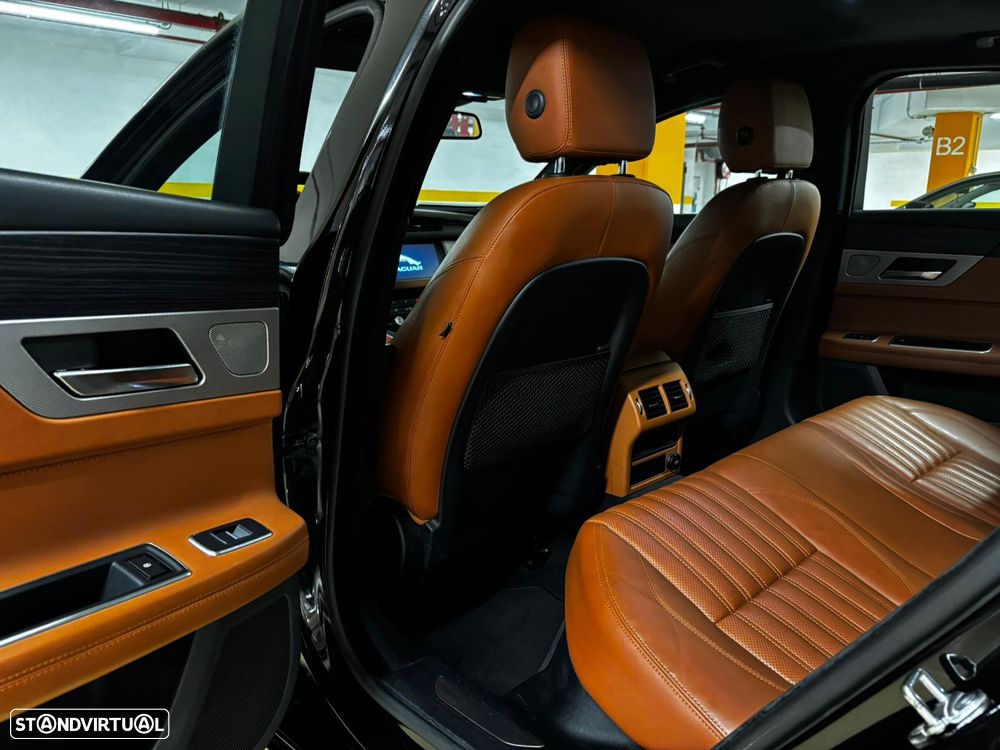 Jaguar XF 20d Aut. Prestige - 22