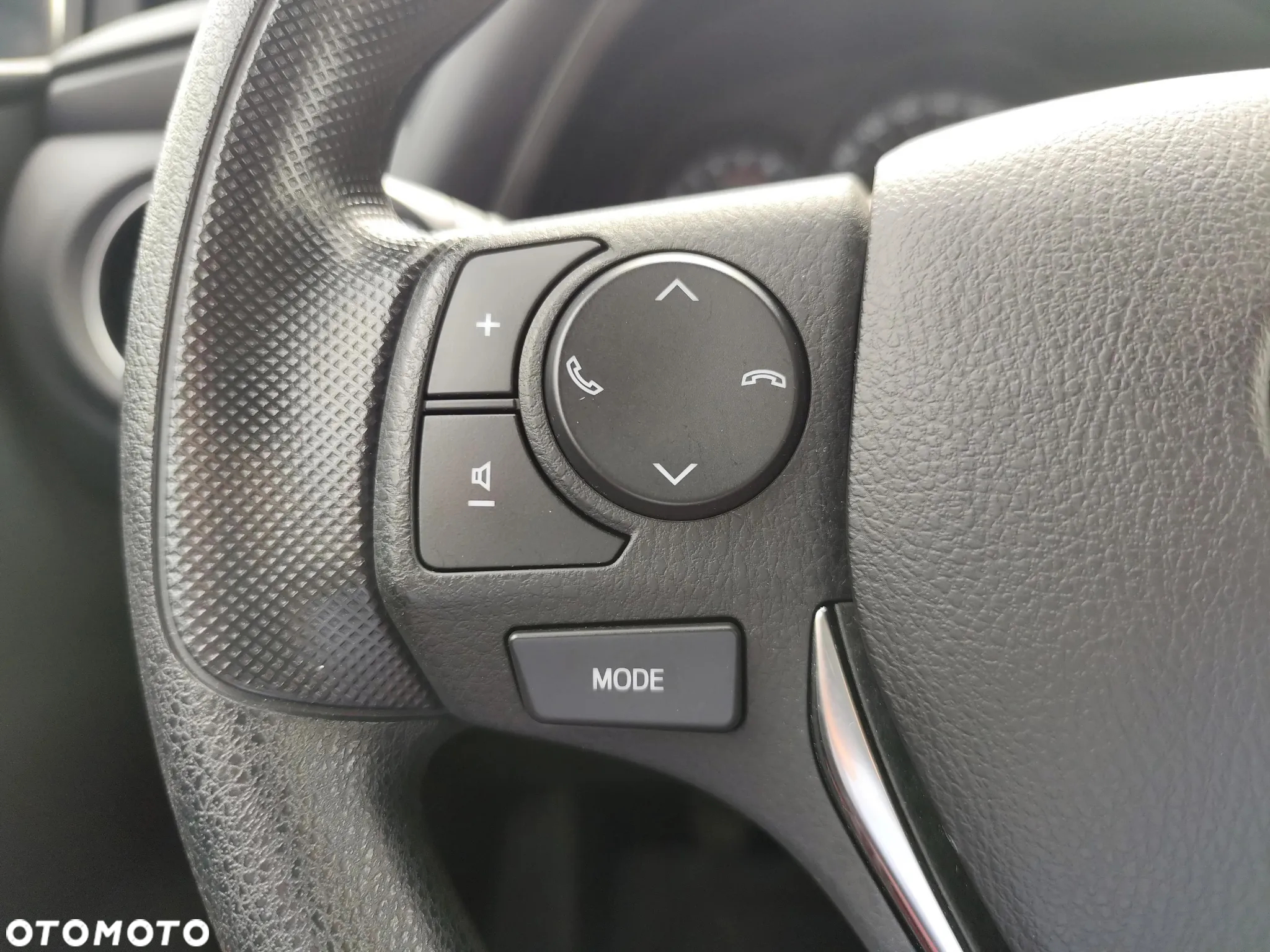 Toyota Auris 1.33 VVT-i Comfort - 21