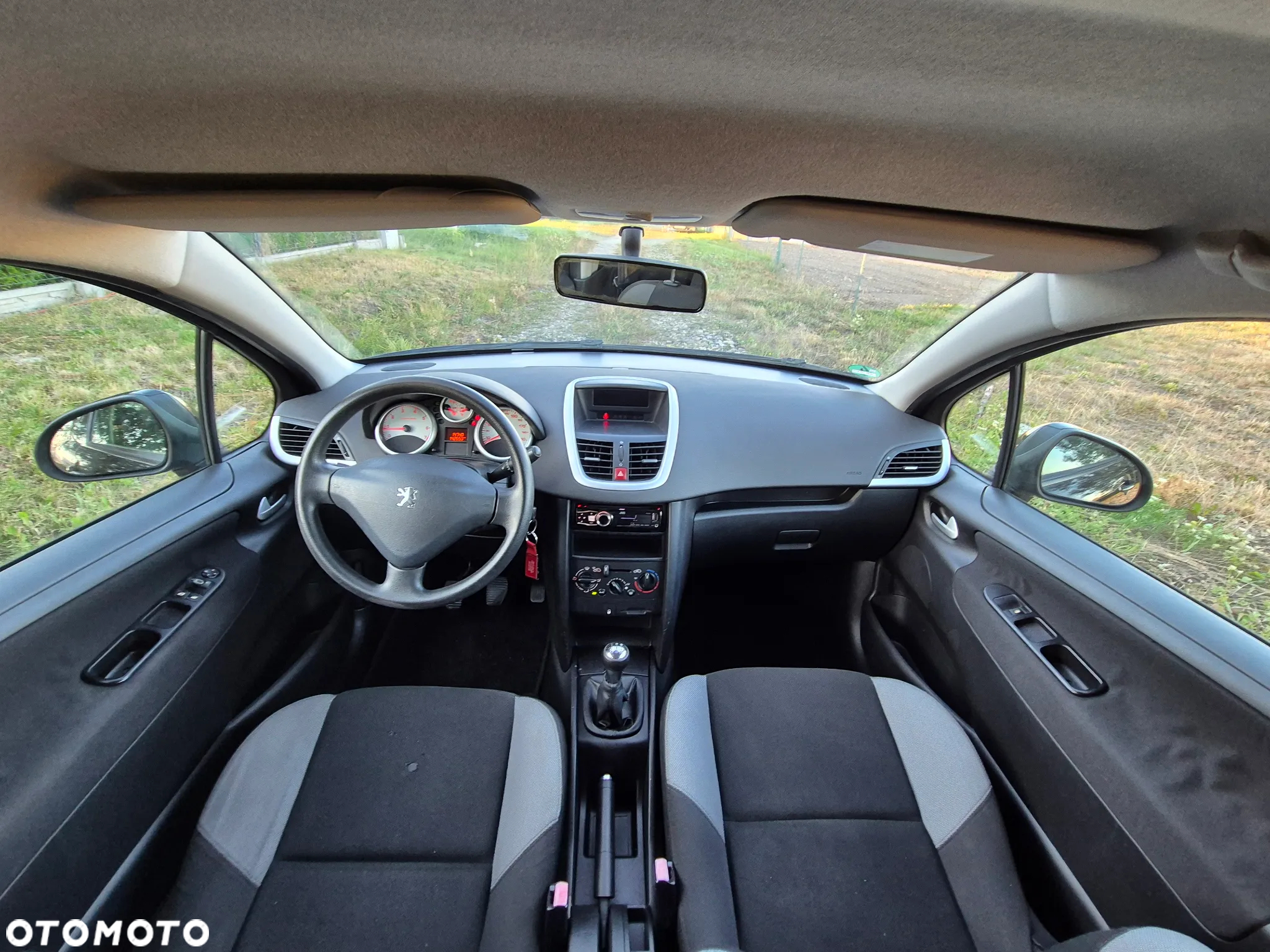 Peugeot 207 1.4 U Move - 30
